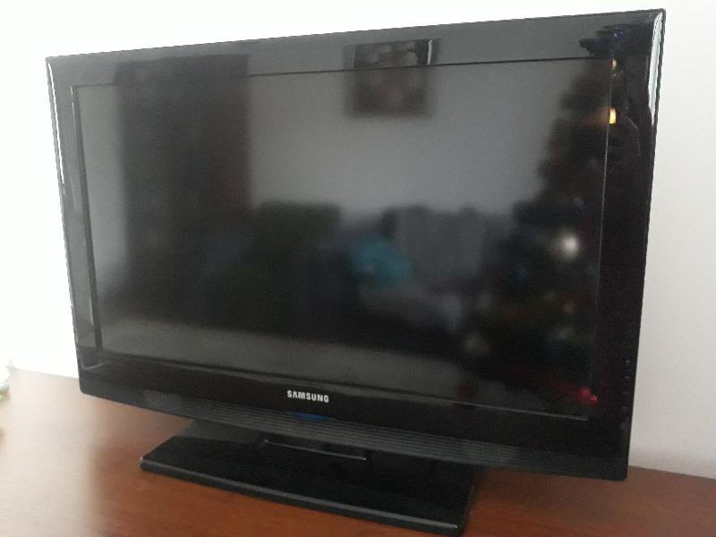 Telewizor LCD Samsung 40 cali