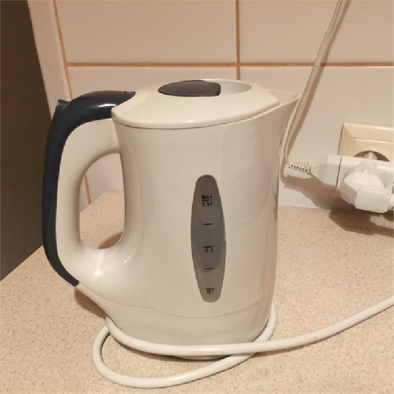 Czajnik elektryczny mini 0,5L