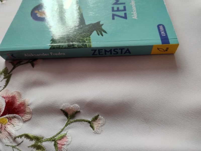 Lektura szkolna - 01 Lektura szkolna - 01