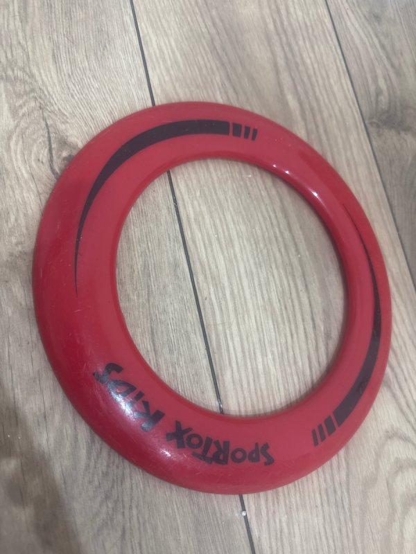 Frisbee - 02 Frisbee - 02