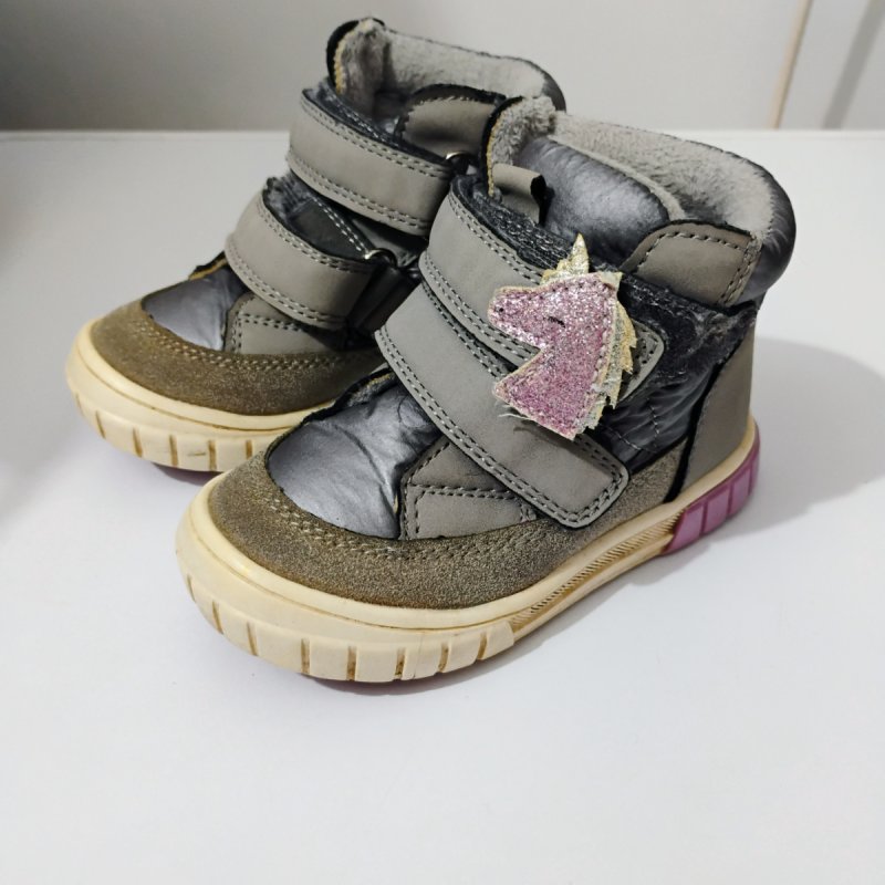 Buty zimowe dla dziecka - 01 Buty zimowe dla dziecka - 01