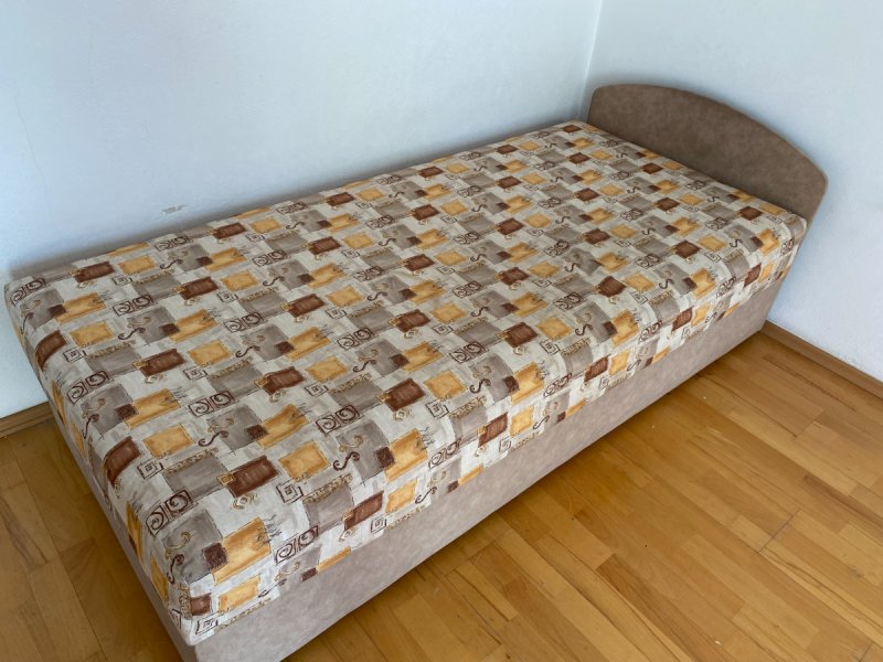 Tapczan jednoosobowy za darmo - 02 Tapczan jednoosobowy za darmo - 02