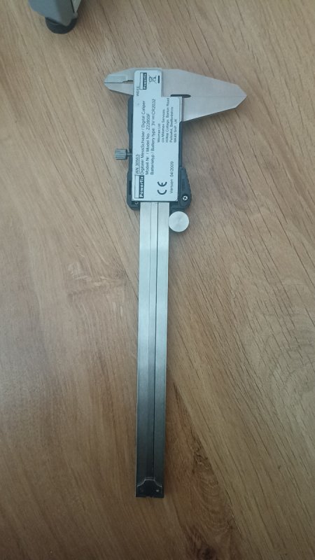 Oddam sufniarke elektroniczną . - 01 Oddam sufniarke elektroniczną . - 01