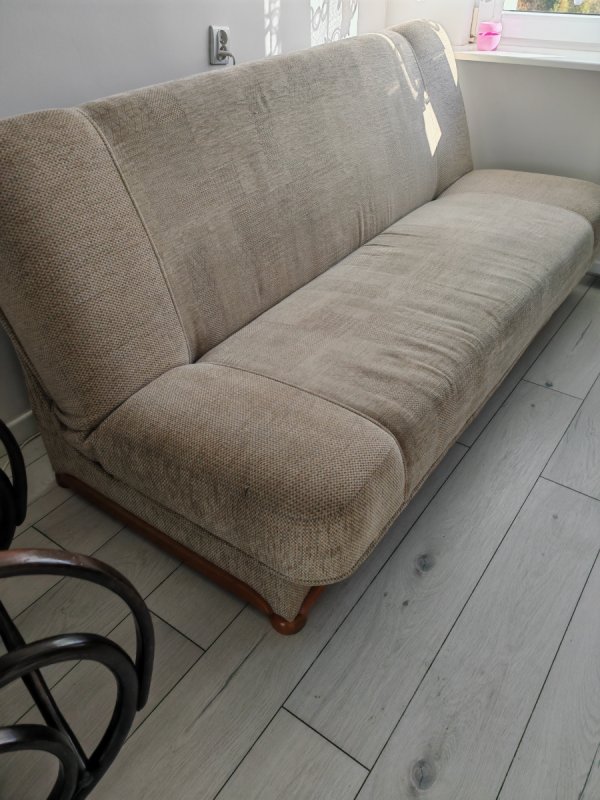 Wersalka rozkładana z pojemnikiem na pościel - 01 Wersalka rozkładana z pojemnikiem na pościel - 01