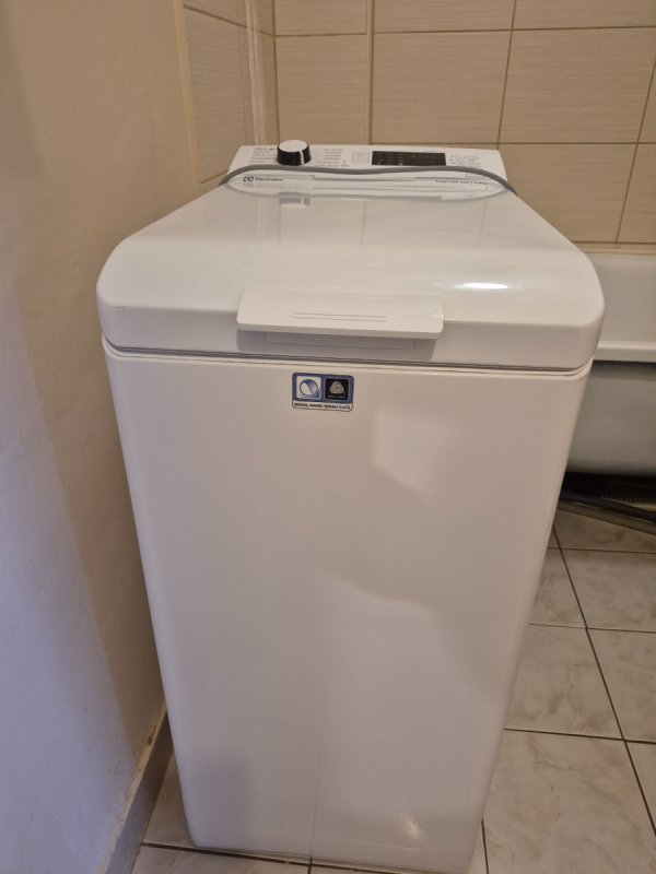 Oddam za darmo komplet mebli. - 04 Oddam za darmo komplet mebli. - 04