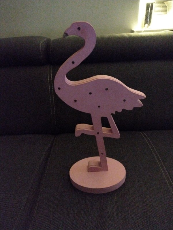 Oddam drewnianego flaminga