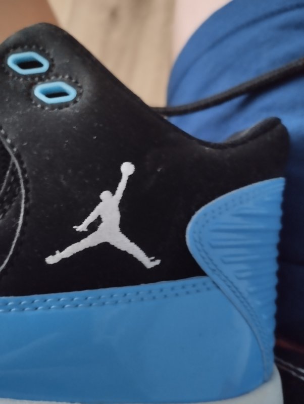 Jordan Max Aura 2 - 02