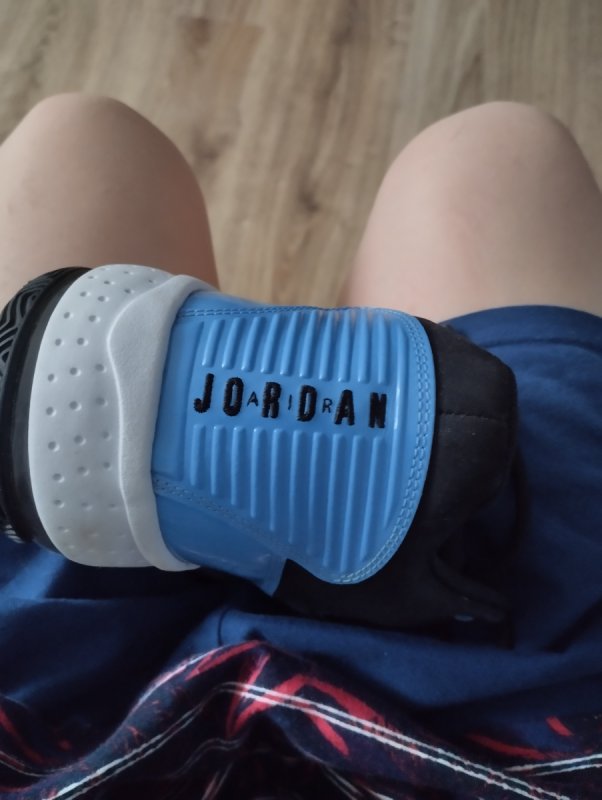 Jordan Max Aura 2 - 03