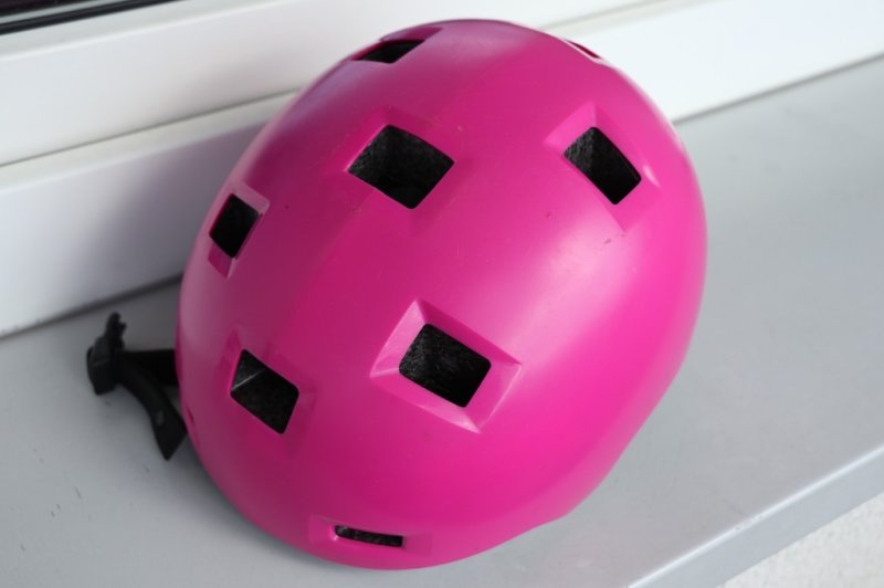 Kask na rolki OXELO B100 różowy rozmiar. 47do52cm
