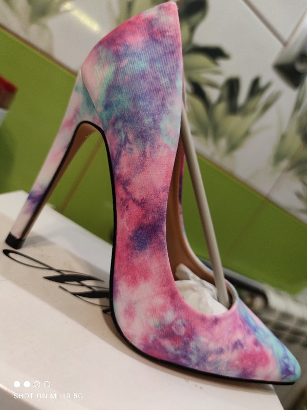Buty, szpilki, za darmo