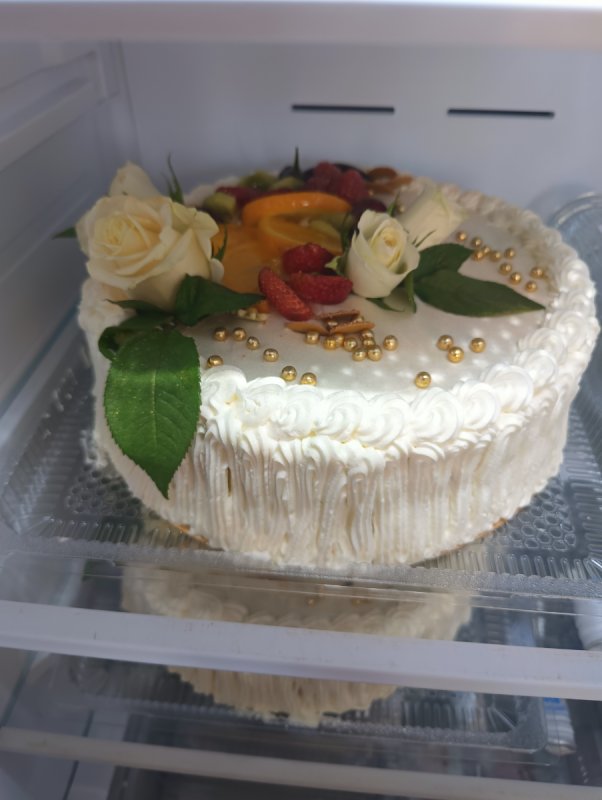 Na wynajem . Stojak na torta. Na ślub urodziny