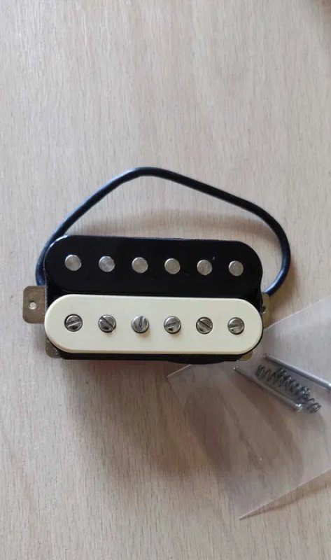 Oddam przetwornik gitarowy
