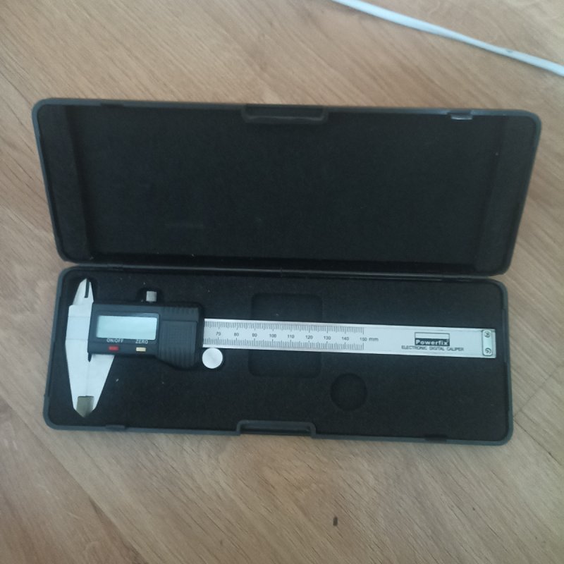 Oddam sufniarke elektroniczną .