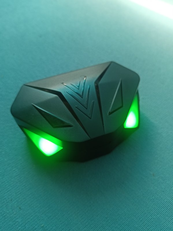 Słuchawki bezprzewodowe led - 01