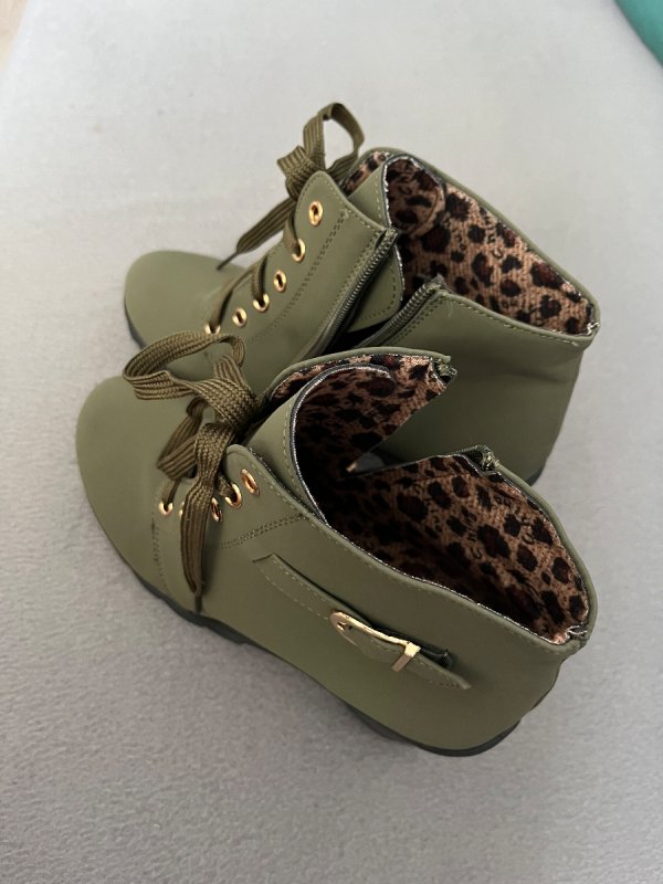 Nowe buty botki - 01