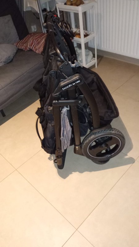 Oddam wózek dziecięcy - 01