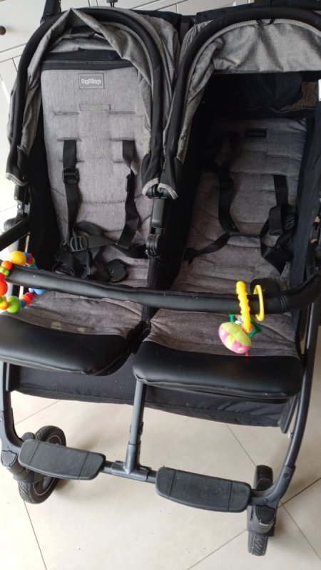 Oddam wózek dziecięcy - 02