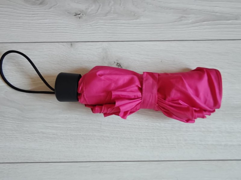 Parasolka firmy Rossmann - 01