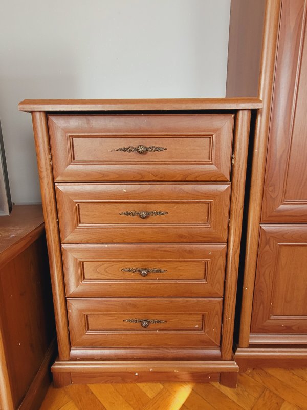 Oddam za darmo komplet mebli pokojowych - 01