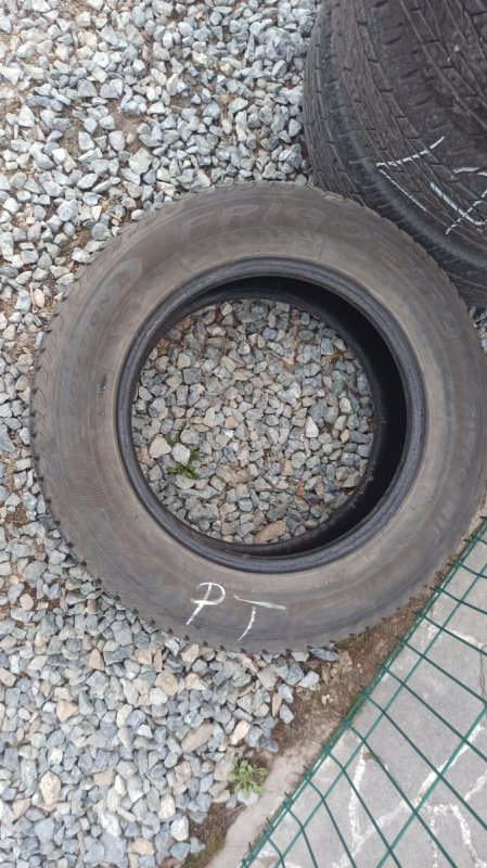 Oddam darmo dwa zestawy opon używanych 215/65 R16 - 05
