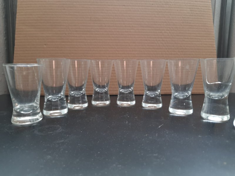 Kieliszki wódki - 04