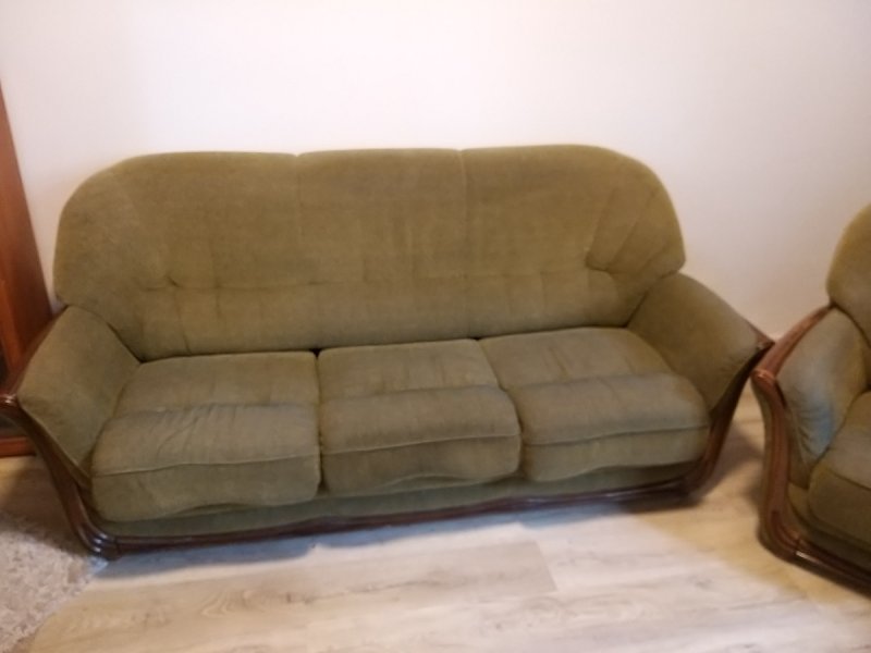 Oddam zestaw mebli knapotapczan i dwa fotele