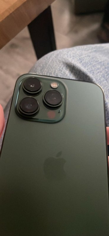 Oddam telefon - 01 Oddam telefon - 01