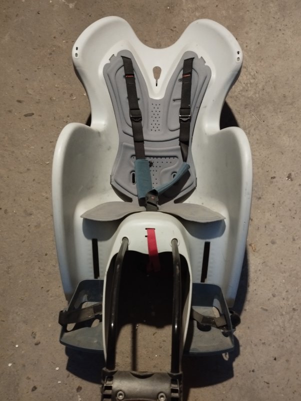 Oddam fotelik dziecięcy - 02