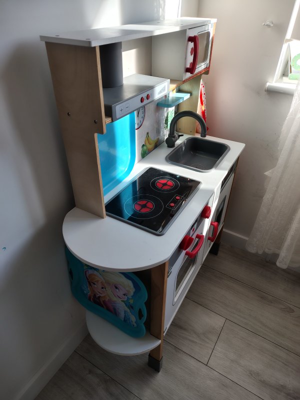 Kuchenka zabawkowa dla dzieci