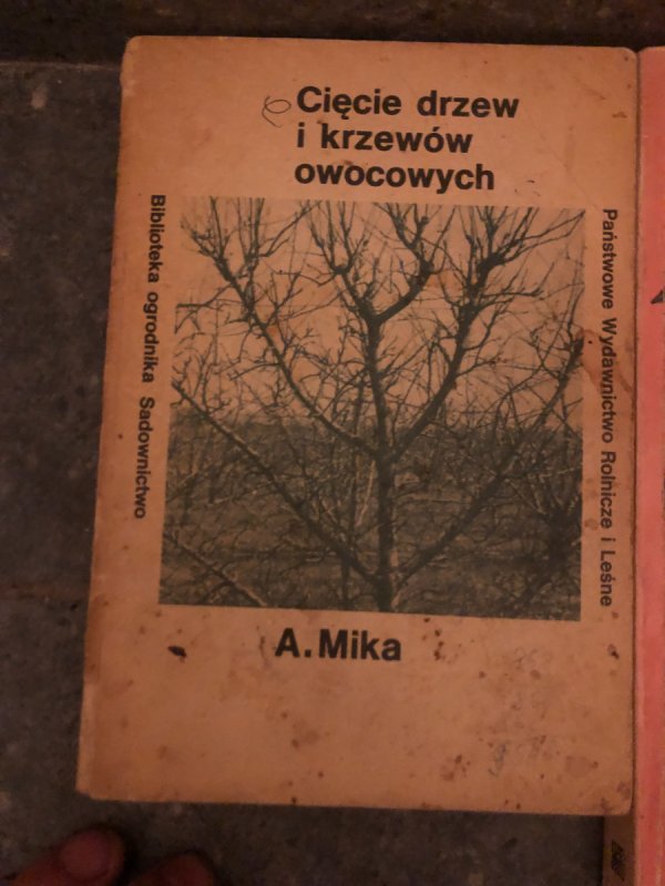 Książki ogrodowe - 01 Książki ogrodowe - 01